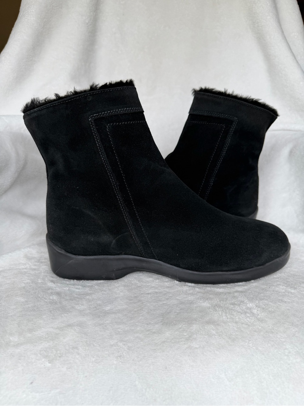 Santana Canada Black Suede Faux-Fur Trim Ankle Boots New